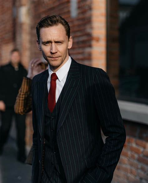 tom hiddleston gucci suit|tom Hiddleston clothing style.